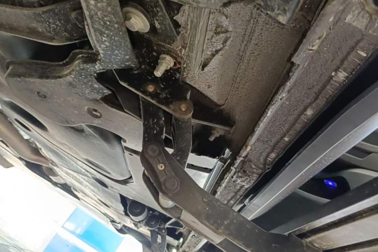 Used Volkswagen Teramont 2025 Tiguan Pro 450TSI Four-Wheel Drive Summit Edition Right Side Sill