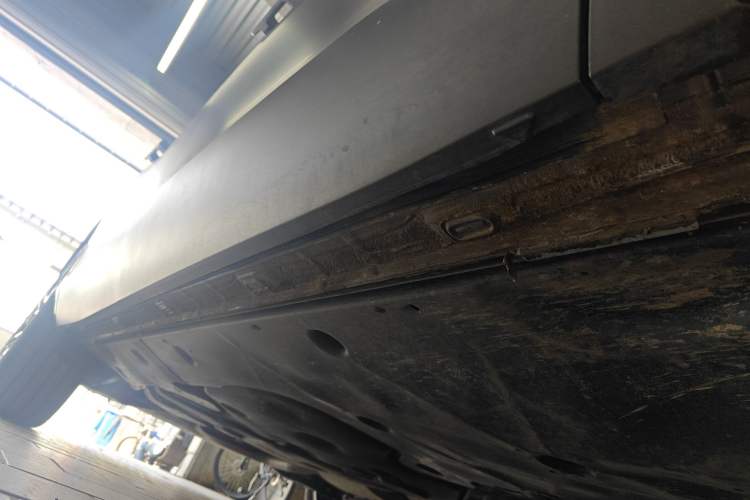 Used Volkswagen Teramont 2025 Tiguan Pro 450TSI Four-Wheel Drive Summit Edition Right Side Sill