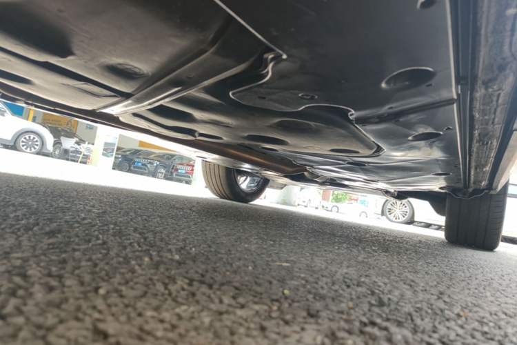 Used Volkswagen Teramont 2025 Tiguan Pro 450TSI Four-Wheel Drive Summit Edition Right Side Sill