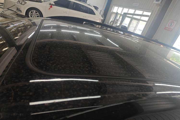 Used Volkswagen Teramont 2025 Tiguan Pro 450TSI Four-Wheel Drive Summit Edition Roof