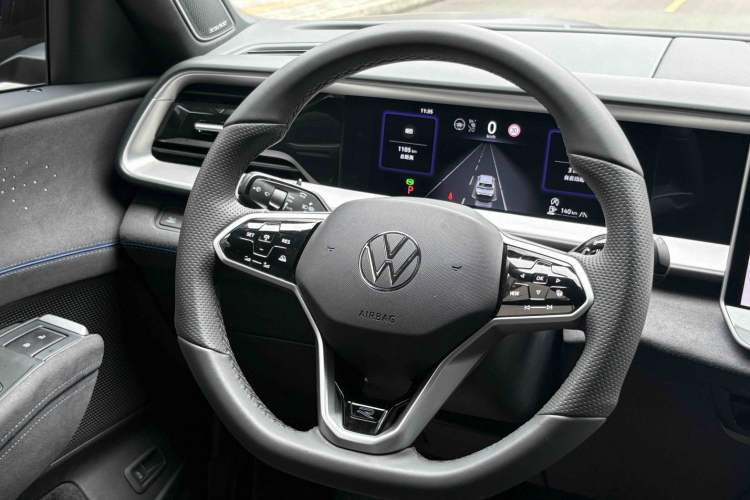 Used Volkswagen Teramont 2025 Tiguan Pro 450TSI Four-Wheel Drive Summit Edition Steering Wheel