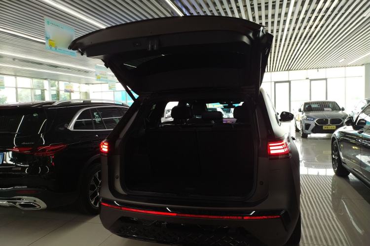 Used Volkswagen Teramont 2025 Tiguan Pro 450TSI Four-Wheel Drive Summit Edition Trunk