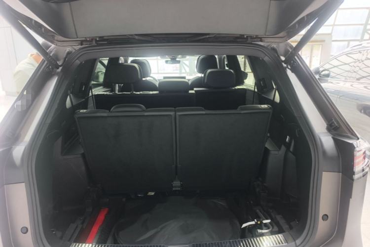Used Volkswagen Teramont 2025 Tiguan Pro 450TSI Four-Wheel Drive Summit Edition Trunk