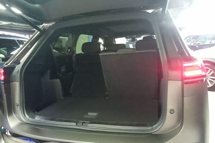 Used Volkswagen Teramont 2025 Tiguan Pro 450TSI Four-Wheel Drive Summit Edition Trunk