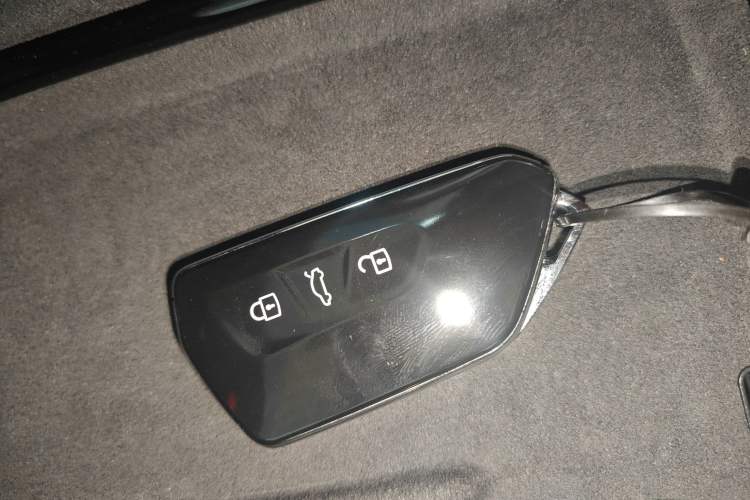 Used Volkswagen Teramont 2025 Tiguan Pro 450TSI Four-Wheel Drive Summit Edition Vehicle Key