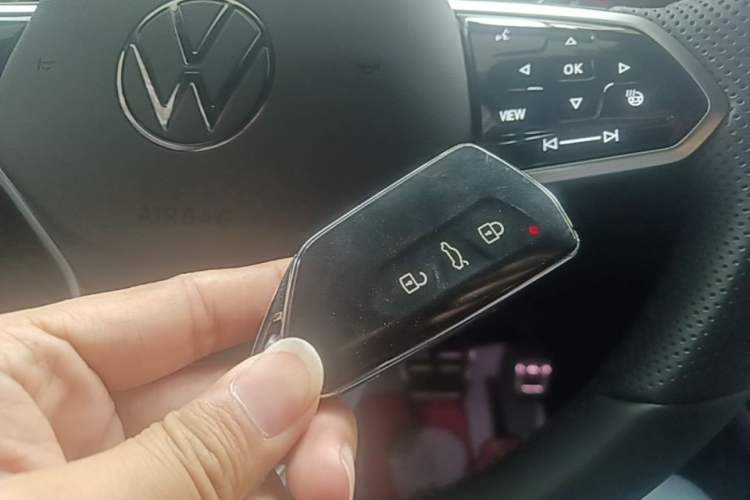 Used Volkswagen Teramont 2025 Tiguan Pro 450TSI Four-Wheel Drive Summit Edition Vehicle Key