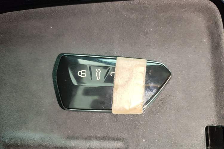 Used Volkswagen Teramont 2025 Tiguan Pro 450TSI Four-Wheel Drive Summit Edition Vehicle Key