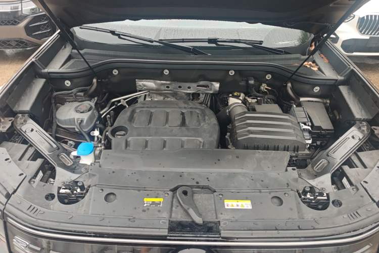 Used Volkswagen Teramont 2025 Tiguan Pro 450TSI Four-Wheel Drive Summit Edition Engine Bay