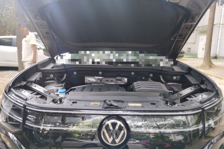 Used Volkswagen Teramont 2025 Tiguan Pro 450TSI Four-Wheel Drive Summit Edition Engine Bay