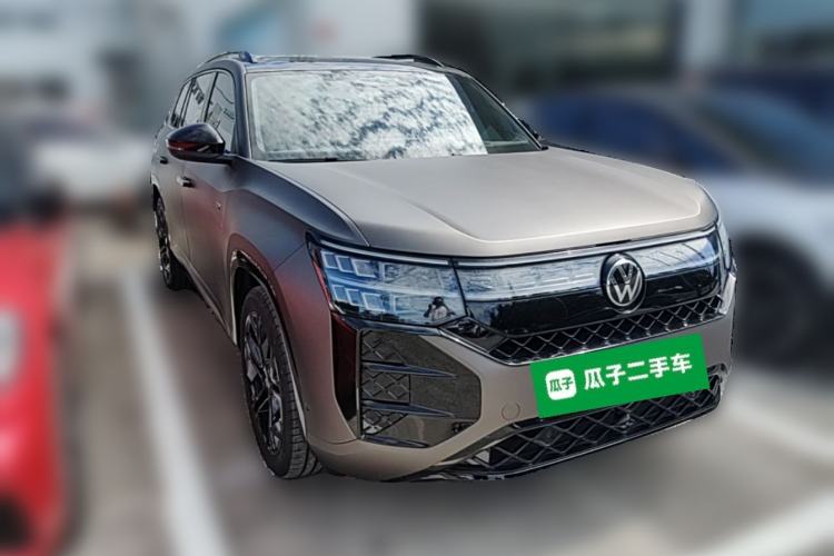 Used Volkswagen Teramont 2025 Tiguan Pro 450TSI Four-Wheel Drive Summit Edition Front Right 45 Deg