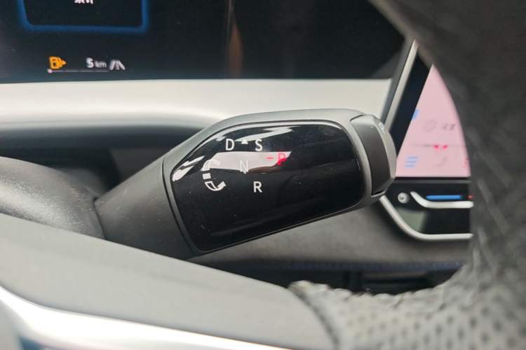 Used Volkswagen Teramont 2025 Tiguan Pro 450TSI Four-Wheel Drive Summit Edition Gear Lever
