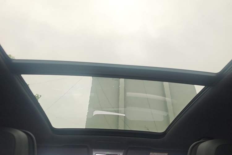 Used Volkswagen Teramont 2025 Tiguan Pro 450TSI Four-Wheel Drive Summit Edition Headliner