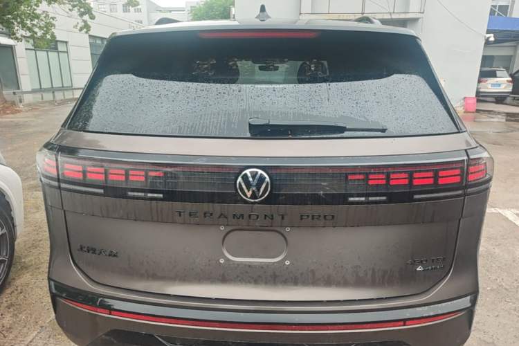 Used Volkswagen Teramont 2025 Tiguan Pro 450TSI Four-Wheel Drive Summit Edition Rear