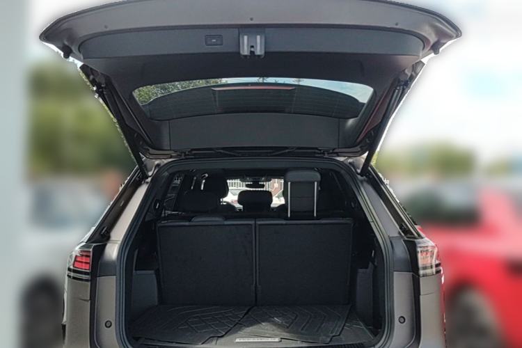 Used Volkswagen Teramont 2025 Tiguan Pro 450TSI Four-Wheel Drive Summit Edition Trunk