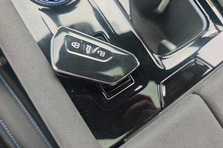 Used Volkswagen Teramont 2025 Tiguan Pro 450TSI Four-Wheel Drive Summit Edition Vehicle Key