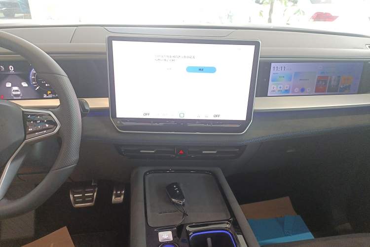 Used Volkswagen Teramont 2025 Tiguan Pro 450TSI Four-Wheel Drive Summit Edition Audio And AC Panel