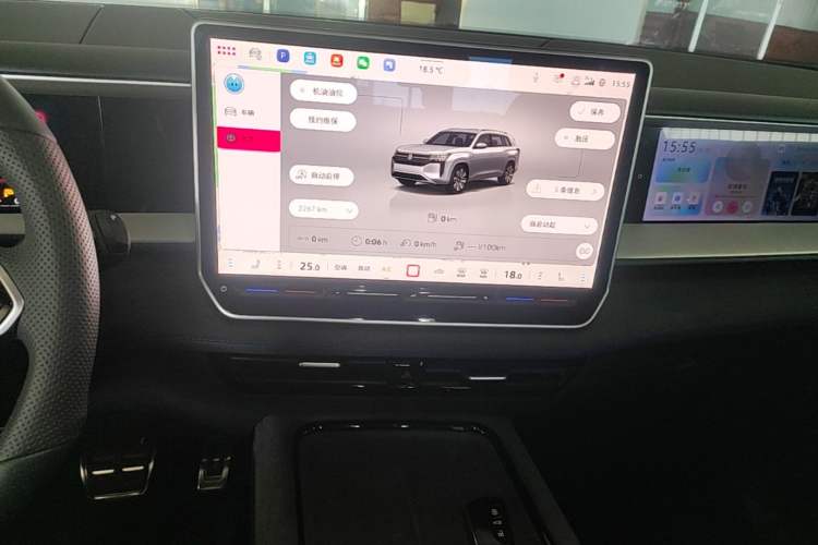 Used Volkswagen Teramont 2025 Tiguan Pro 450TSI Four-Wheel Drive Summit Edition Audio And AC Panel