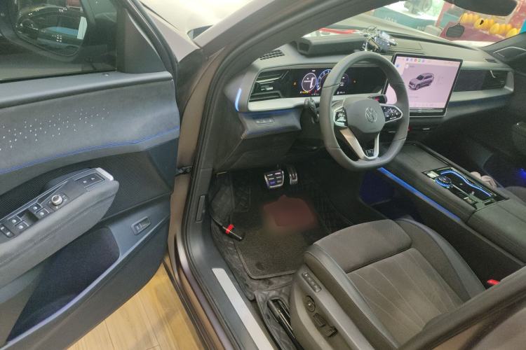 Used Volkswagen Teramont 2025 Tiguan Pro 450TSI Four-Wheel Drive Summit Edition Driver Seat