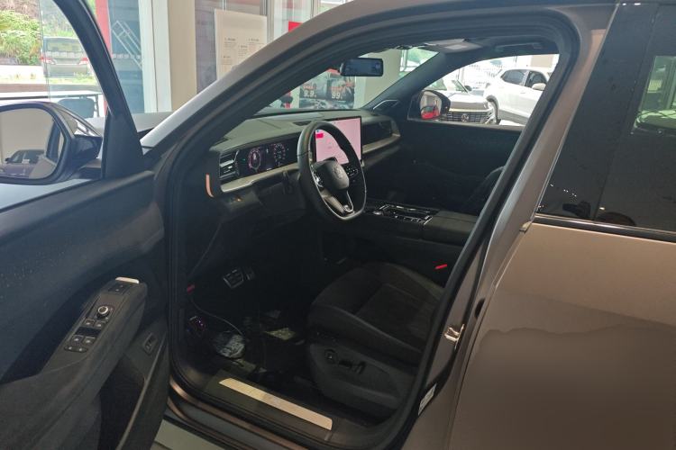 Used Volkswagen Teramont 2025 Tiguan Pro 450TSI Four-Wheel Drive Summit Edition Driver Seat