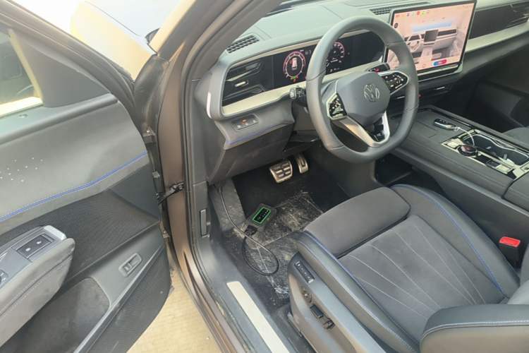 Used Volkswagen Teramont 2025 Tiguan Pro 450TSI Four-Wheel Drive Summit Edition Driver Seat