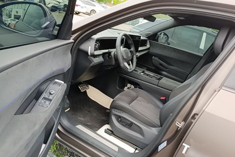 Used Volkswagen Teramont 2025 Tiguan Pro 450TSI Four-Wheel Drive Summit Edition Driver Seat