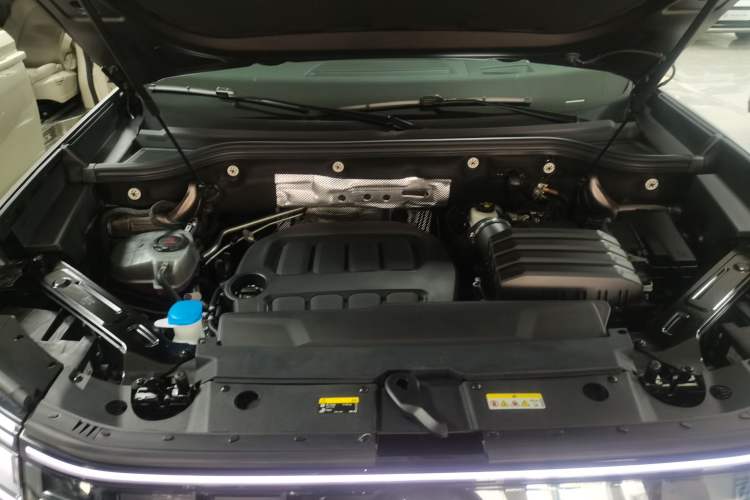 Used Volkswagen Teramont 2025 Tiguan Pro 450TSI Four-Wheel Drive Summit Edition Engine Bay