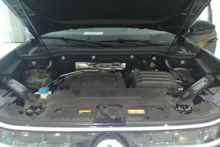 Used Volkswagen Teramont 2025 Tiguan Pro 450TSI Four-Wheel Drive Summit Edition Engine Bay