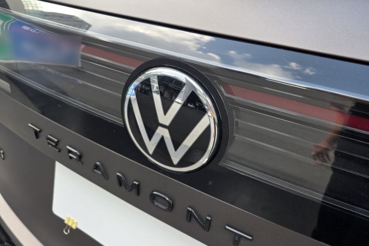 Used Volkswagen Teramont 2025 Tiguan Pro 450TSI Four-Wheel Drive Summit Edition Exterior 12