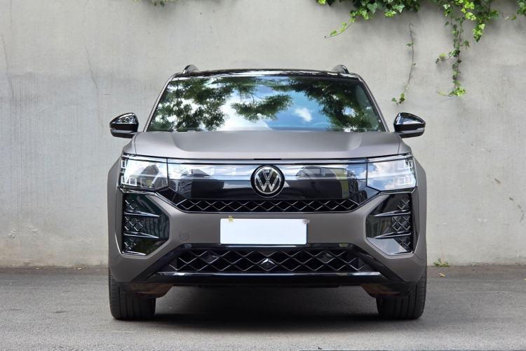 Used Volkswagen Teramont 2025 Tiguan Pro 450TSI Four-Wheel Drive Summit Edition Exterior 2