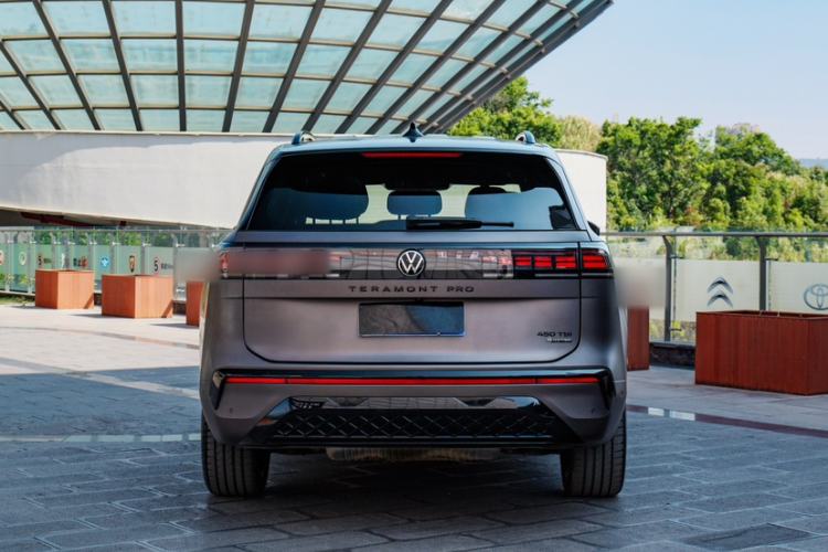 Used Volkswagen Teramont 2025 Tiguan Pro 450TSI Four-Wheel Drive Summit Edition Exterior 3