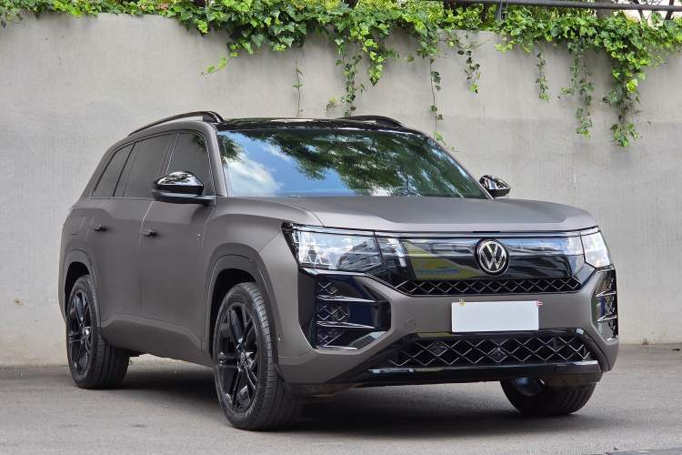 Used Volkswagen Teramont 2025 Tiguan Pro 450TSI Four-Wheel Drive Summit Edition Exterior 4