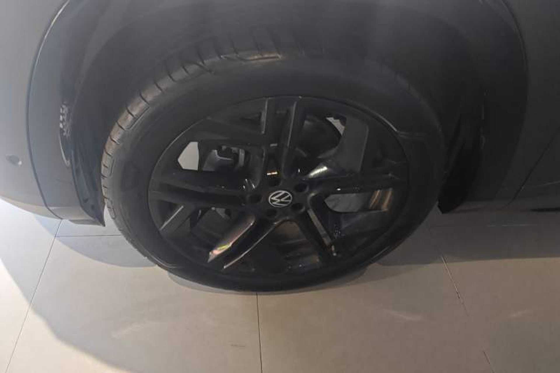 Used Volkswagen Teramont 2025 Tiguan Pro 450TSI Four-Wheel Drive Summit Edition Exterior 4