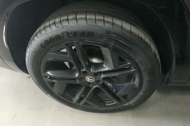 Used Volkswagen Teramont 2025 Tiguan Pro 450TSI Four-Wheel Drive Summit Edition Exterior 5