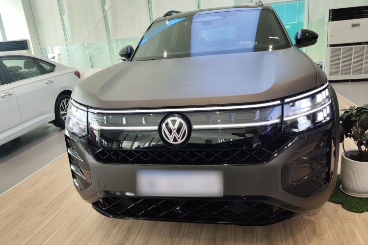 Used Volkswagen Teramont 2025 Tiguan Pro 450TSI Four-Wheel Drive Summit Edition Front