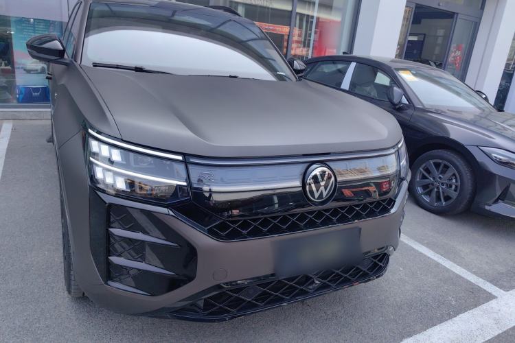 Used Volkswagen Teramont 2025 Tiguan Pro 450TSI Four-Wheel Drive Summit Edition Front