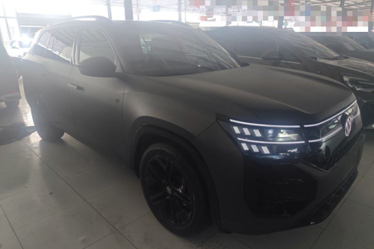 Used Volkswagen Teramont 2025 Tiguan Pro 450TSI Four-Wheel Drive Summit Edition Front Right 45 Deg