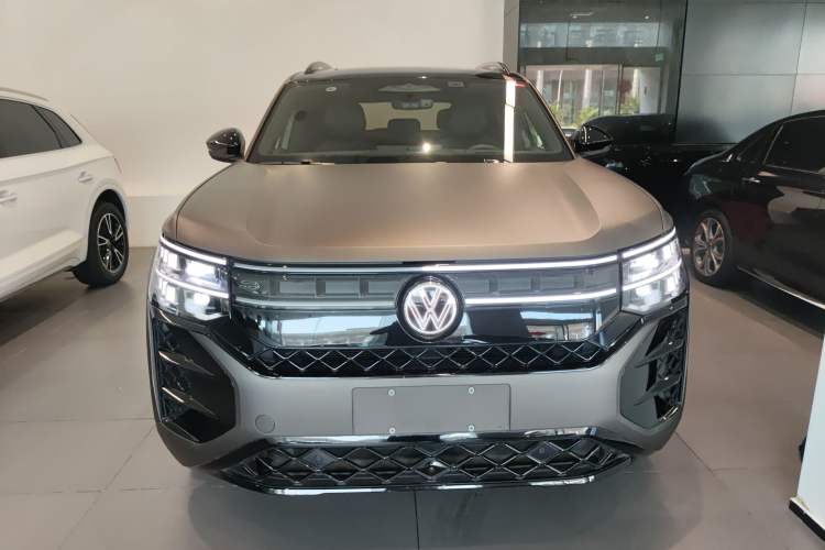 Used Volkswagen Teramont 2025 Tiguan Pro 450TSI Four-Wheel Drive Summit Edition Front