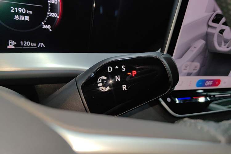Used Volkswagen Teramont 2025 Tiguan Pro 450TSI Four-Wheel Drive Summit Edition Gear Lever