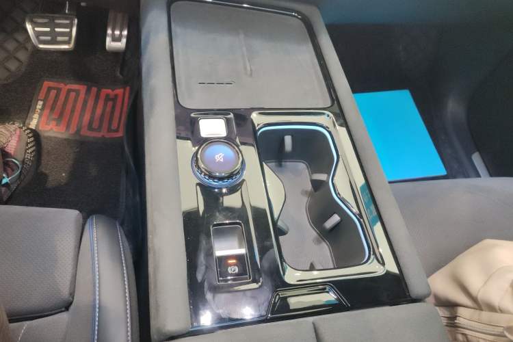 Used Volkswagen Teramont 2025 Tiguan Pro 450TSI Four-Wheel Drive Summit Edition Gear Lever