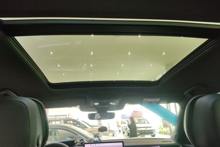 Used Volkswagen Teramont 2025 Tiguan Pro 450TSI Four-Wheel Drive Summit Edition Headliner