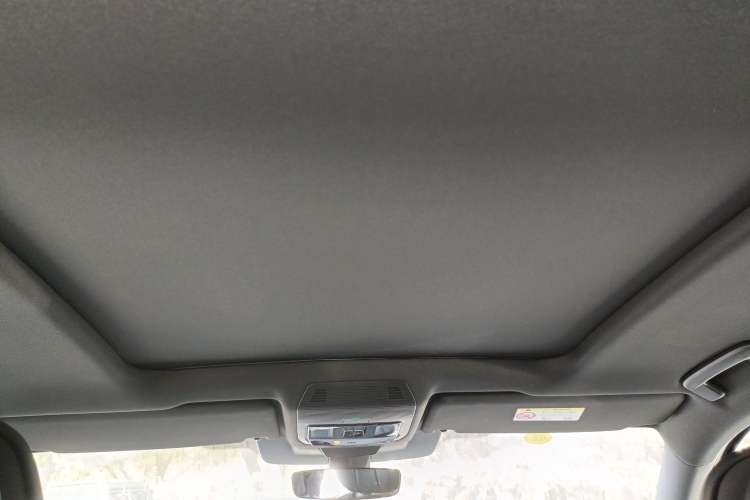 Used Volkswagen Teramont 2025 Tiguan Pro 450TSI Four-Wheel Drive Summit Edition Headliner