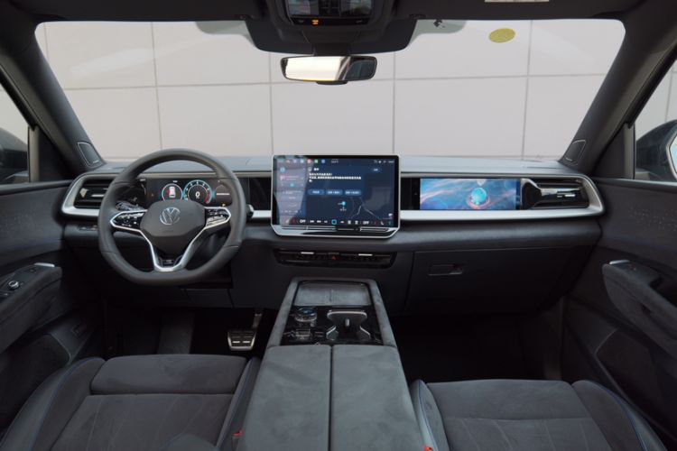 Used Volkswagen Teramont 2025 Tiguan Pro 450TSI Four-Wheel Drive Summit Edition Interior 1