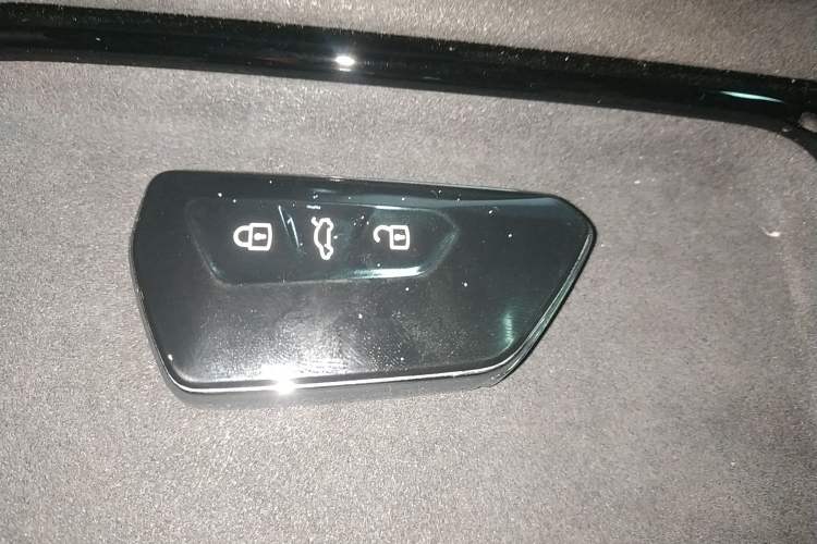 Used Volkswagen Teramont 2025 Tiguan Pro 450TSI Four-Wheel Drive Summit Edition Interior 1