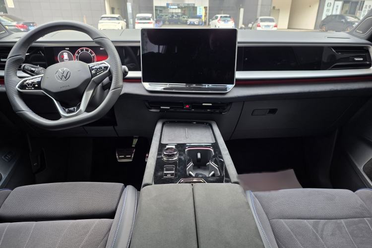 Used Volkswagen Teramont 2025 Tiguan Pro 450TSI Four-Wheel Drive Summit Edition Interior 2