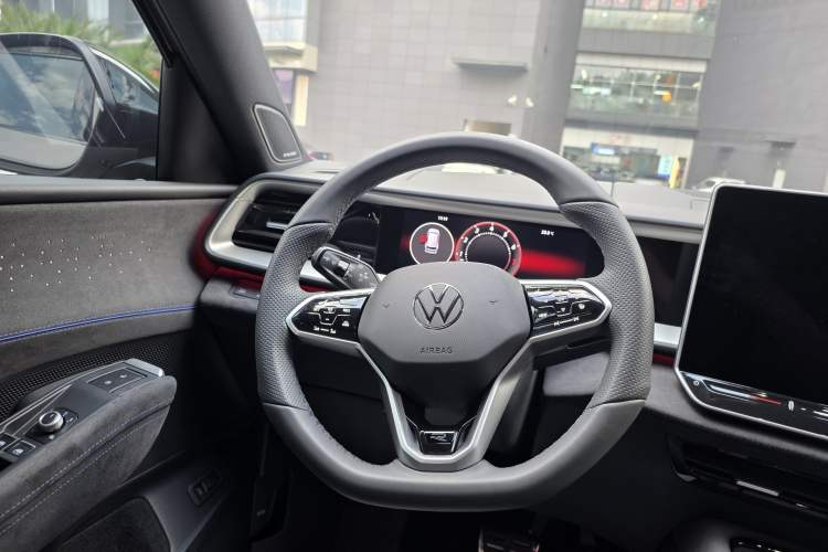 Used Volkswagen Teramont 2025 Tiguan Pro 450TSI Four-Wheel Drive Summit Edition Interior 7