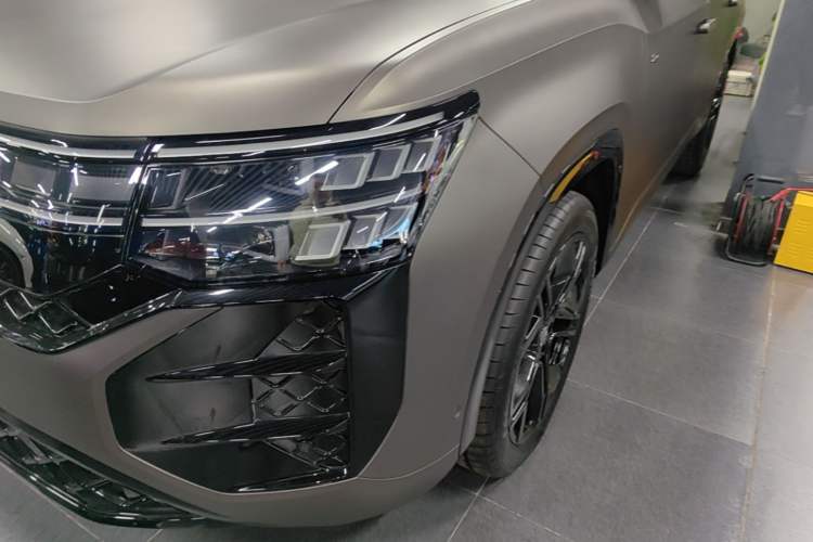 Used Volkswagen Teramont 2025 Tiguan Pro 450TSI Four-Wheel Drive Summit Edition Left Front Headlight