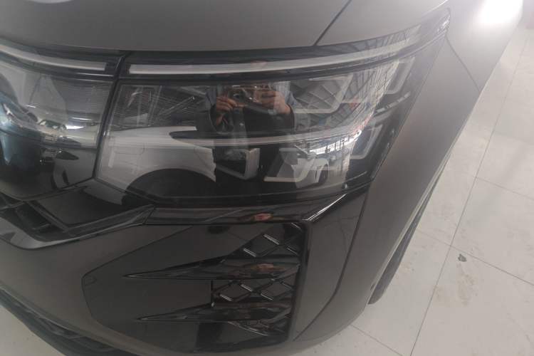 Used Volkswagen Teramont 2025 Tiguan Pro 450TSI Four-Wheel Drive Summit Edition Left Front Headlight