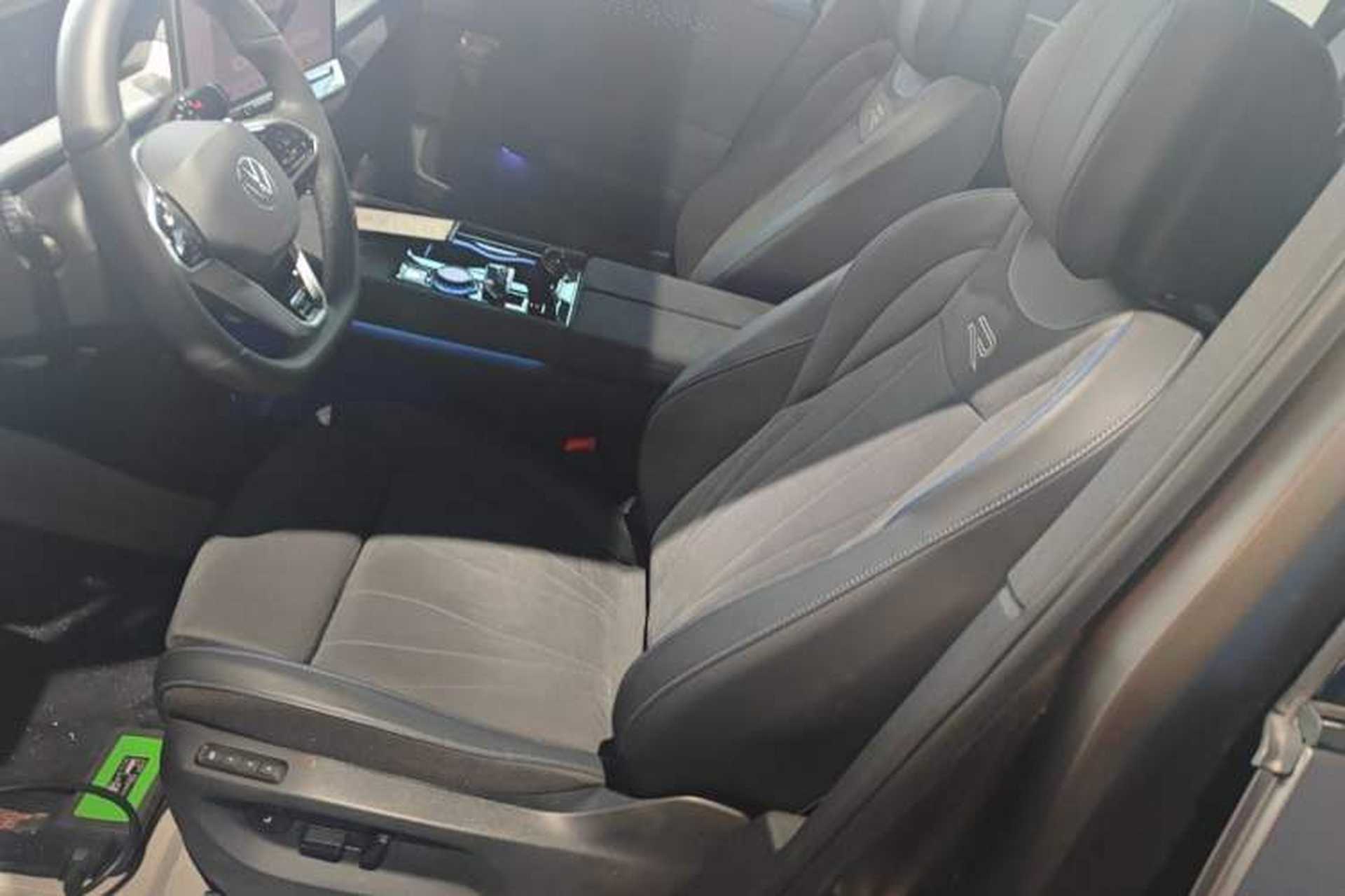 Used Volkswagen Teramont 2025 Tiguan Pro 450TSI Four-Wheel Drive Summit Edition Left Front Seat