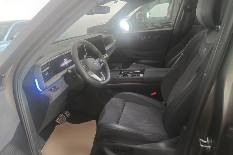 Used Volkswagen Teramont 2025 Tiguan Pro 450TSI Four-Wheel Drive Summit Edition Left Front Seat