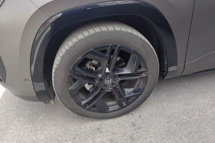 Used Volkswagen Teramont 2025 Tiguan Pro 450TSI 4Motion Crosswind Edition Left Front Wheel Hub